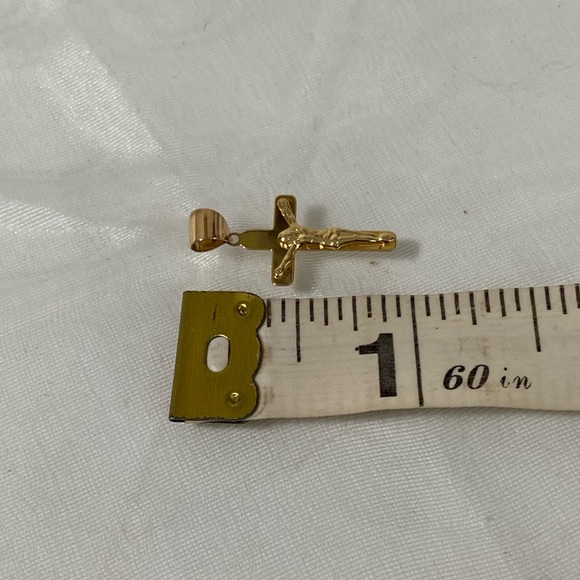 10K YELLOW GOLD Jesus on crucifix cross pendant REAL GOLD 1” - Picture 6 of 10